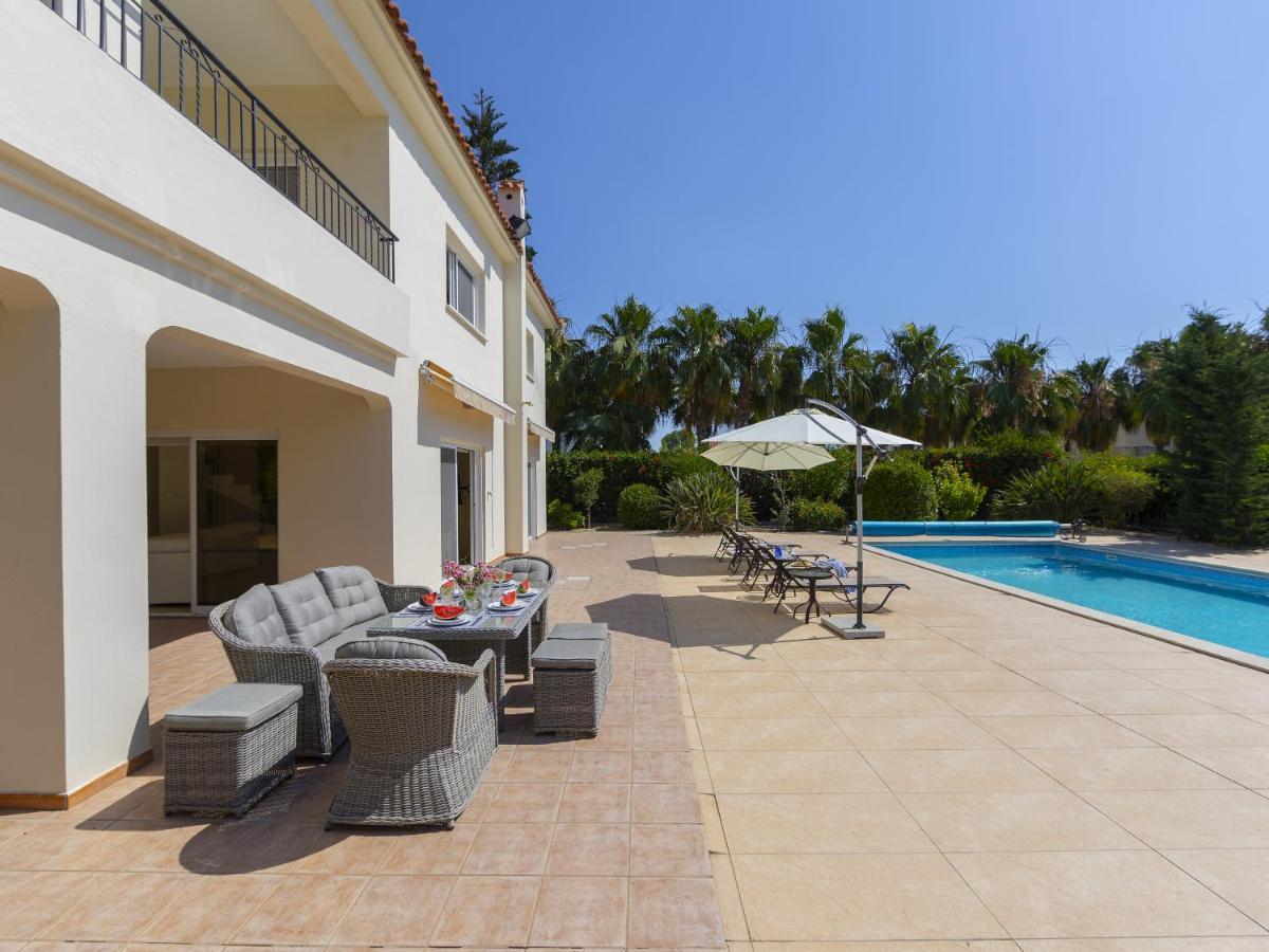 Meneou Seaside Mansion 7 Villa Larnaca Eksteriør billede