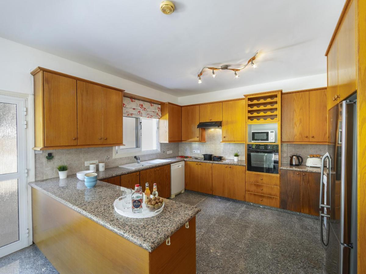 Meneou Seaside Mansion 7 Villa Larnaca Eksteriør billede