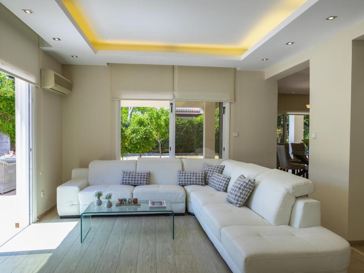 Meneou Seaside Mansion 7 Villa Larnaca Eksteriør billede
