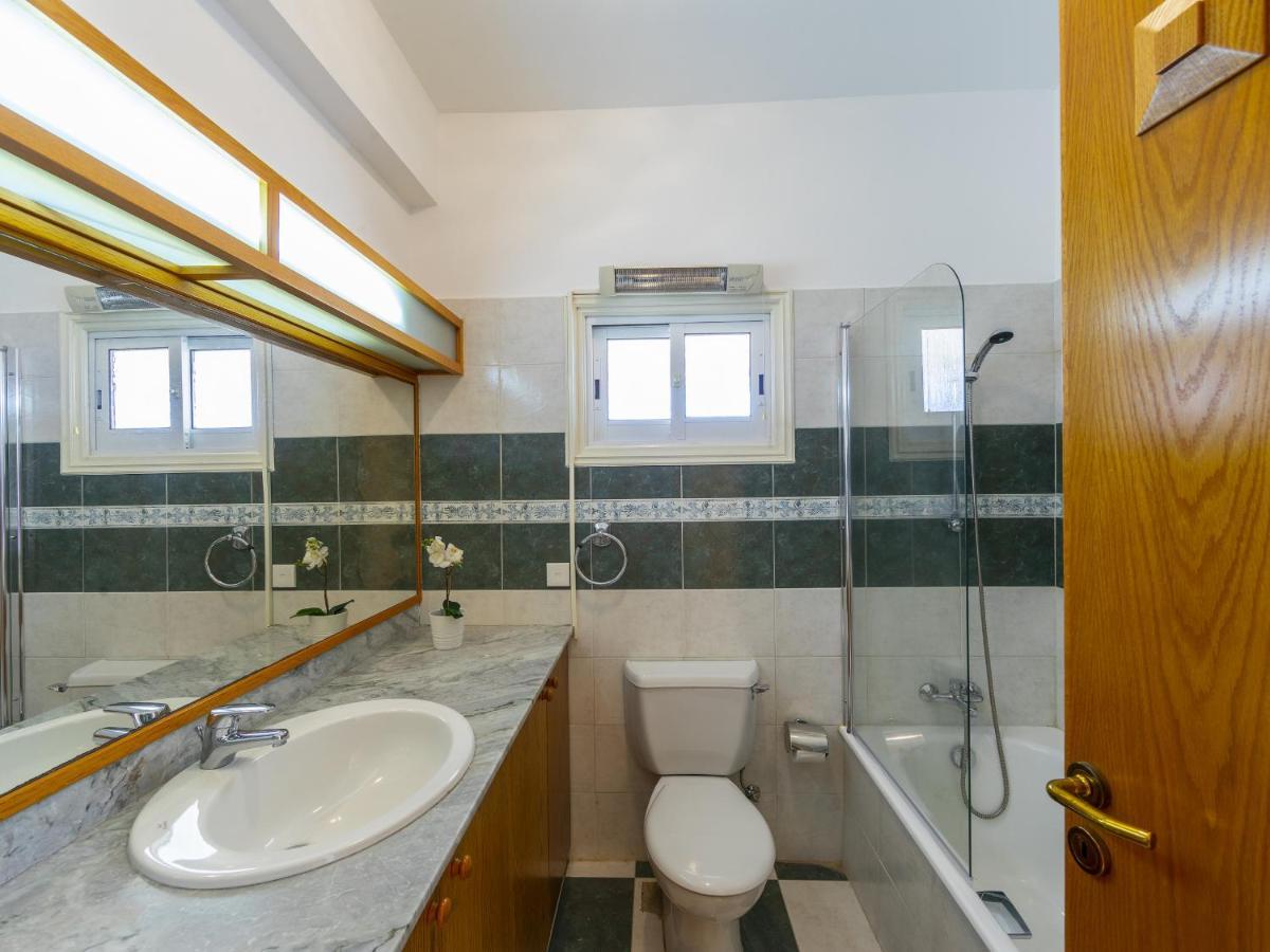 Meneou Seaside Mansion 7 Villa Larnaca Eksteriør billede