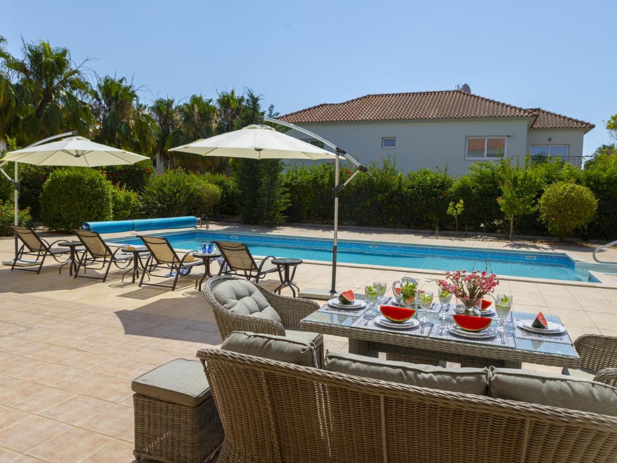 Meneou Seaside Mansion 7 Villa Larnaca Eksteriør billede