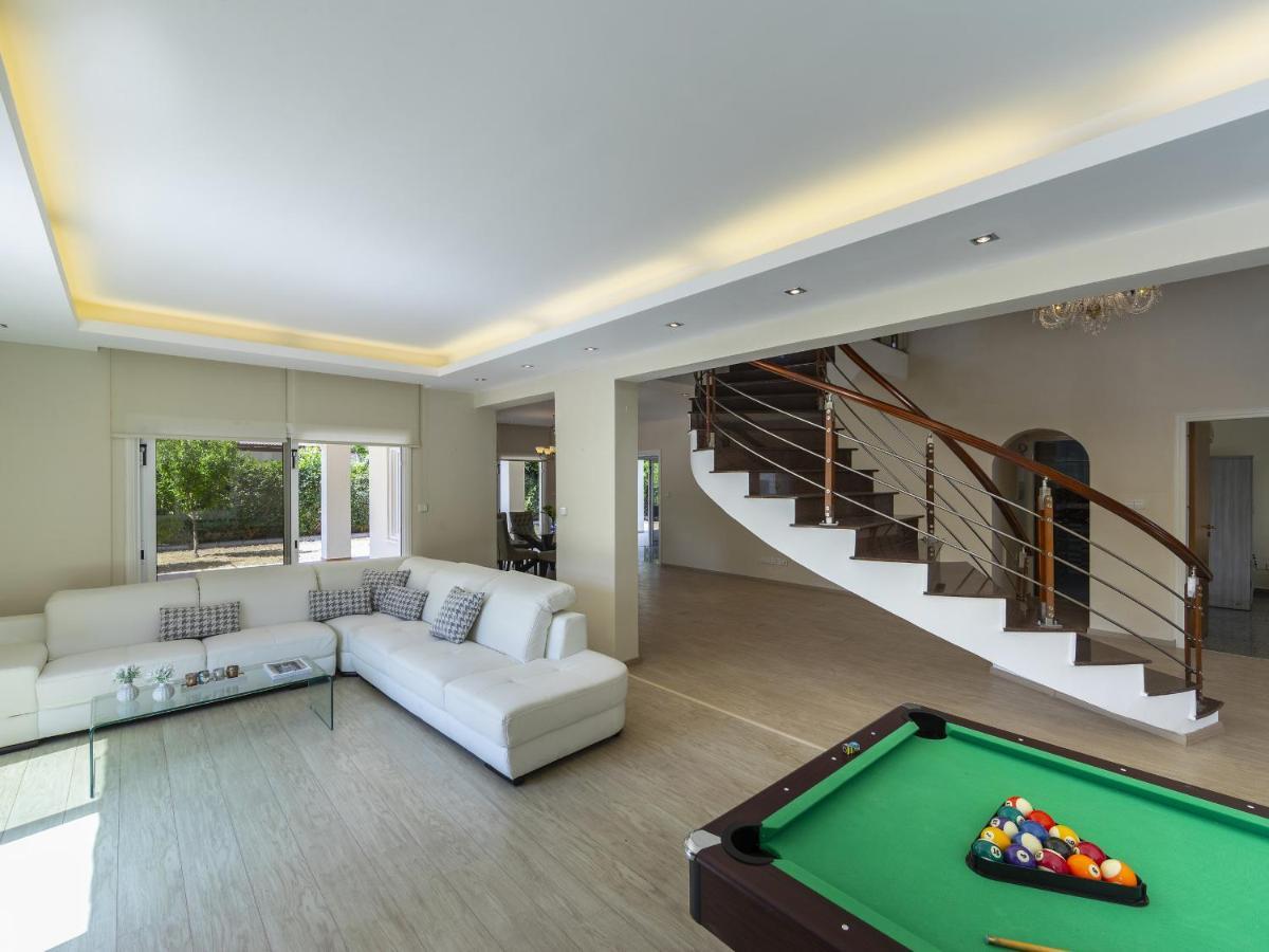 Meneou Seaside Mansion 7 Villa Larnaca Eksteriør billede