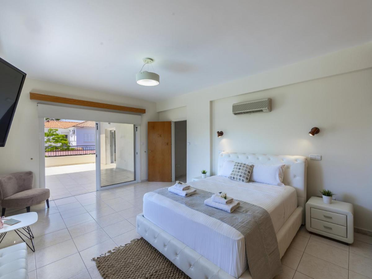 Meneou Seaside Mansion 7 Villa Larnaca Eksteriør billede